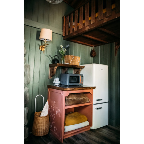 Chambers Retro 22" 7 Cubic Feet Energy Star SmudgeResistant Bottom